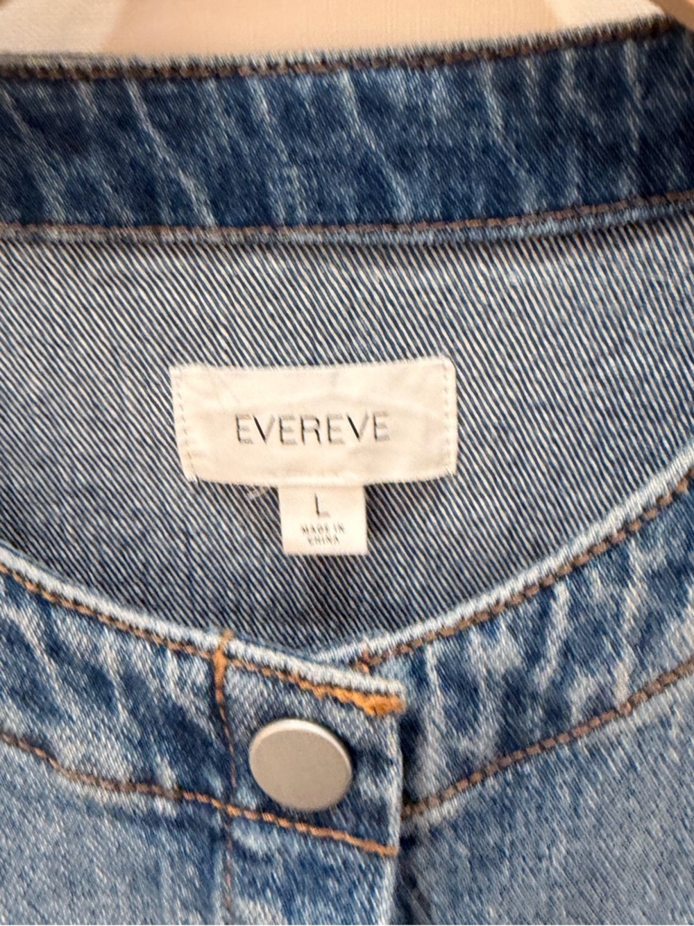 Evereve Light Blue Denim Jacket with Snap Button - Picture 2 of 3